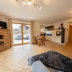 Apartman Schwarz Mit Terrasse *