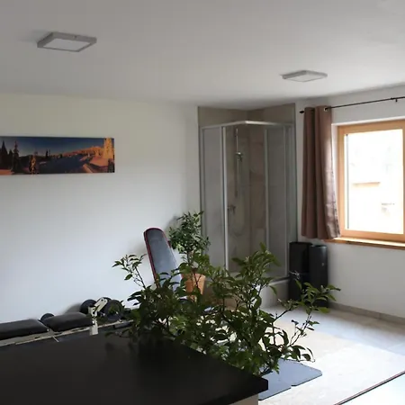 Schwarz Apartment